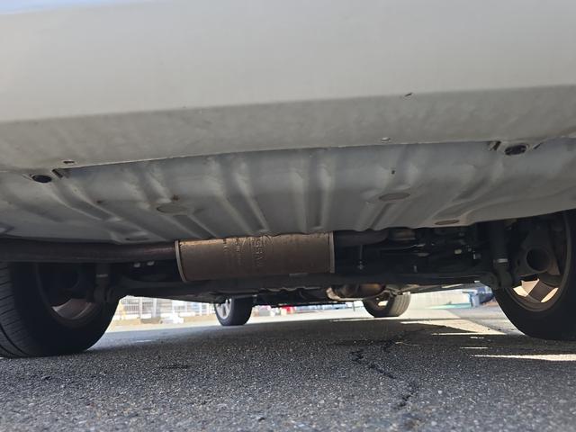 セレナ ハイウェイスター　Ｊパッケージ　ＥＴＣ　バックカメラ　ナビ　ＴＶ　オートクルーズコントロール　両側電動スライドドア　オートライト　ＨＩＤ　スマートキー　電動格納ミラー　３列シート　ＣＶＴ　アルミホイール　ＣＤ　ＤＶＤ再生（61枚目）