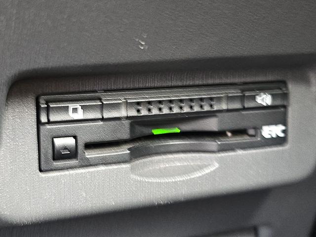 プリウスアルファ Gツーリングセレクション ETC バックカメラ ナビ TV クリアランスソナー オートクルーズコントロール アルミホイール オートライト ヘッドライトウォッシャー スマートキー 電動格納ミラー CVT 盗難防止システム(4枚目)