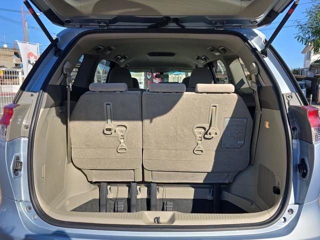 エスティマハイブリッド X 4WD ETC バックカメラ ナビ TV オートクルーズコントロール 両側電動スライドドア オートライト HID スマートキー 3列シート CVT アルミホイール CD USB Bluetooth(19枚目)