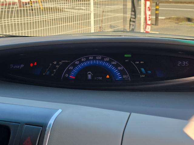 エスティマハイブリッド X 4WD ETC バックカメラ ナビ TV オートクルーズコントロール 両側電動スライドドア オートライト HID スマートキー 3列シート CVT アルミホイール CD USB Bluetooth(47枚目)