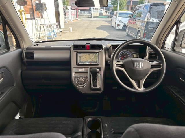 車を運転する際には運転席の存在は欠かせません。なのでしっかりとチェックしたいポイントですね。