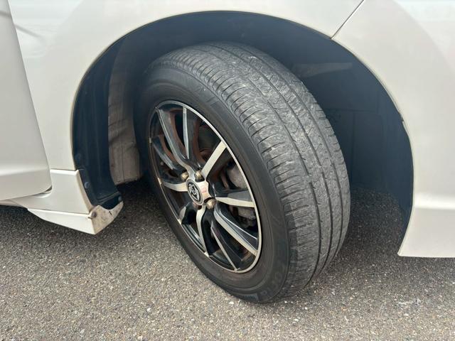 シャトル ハイブリッド　アルミホイール　スマートキー　ＡＴ　盗難防止システム　衝突安全ボディ　ＡＢＳ　ＥＳＣ　ＣＤ　ミュージックプレイヤー接続可　エアコン　パワーステアリング　パワーウィンドウ（24枚目）