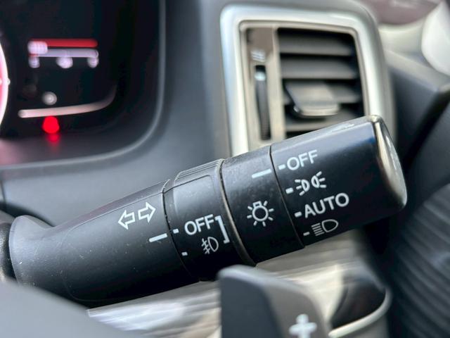 オデッセイ アブソルート ETC バックカメラ ナビ TV オートクルーズコントロール 衝突被害軽減システム 両側電動スライドドア オートライト LEDヘッドランプ スマートキー アイドリングストップ 電動格納ミラー(9枚目)