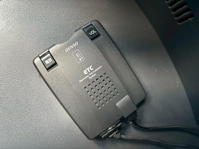 デリカＤ：５ Ｇ　バックカメラ　ナビ　ＴＶ　両側スライド・片側電動　オートライト　スマートキー　電動格納ミラー　ＣＶＴ　アルミホイール　ＣＤ　ＵＳＢ　ミュージックプレイヤー接続可　ヒッチメンバー話し合い　アンダーガード（8枚目）