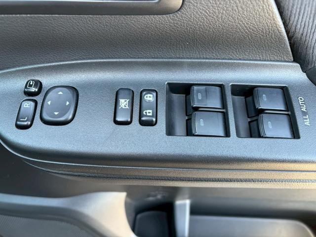 アルファード 240S 4WD ETC バックカメラ ナビ TV クリアランスソナー 両側電動スライドドア HID スマートキー 電動格納ミラー 後席モニター 3列シート CVT アルミホイール CD DVD再生(10枚目)