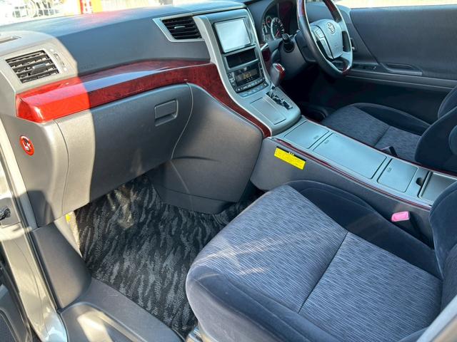 アルファード 240S 4WD ETC バックカメラ ナビ TV クリアランスソナー 両側電動スライドドア HID スマートキー 電動格納ミラー 後席モニター 3列シート CVT アルミホイール CD DVD再生(33枚目)