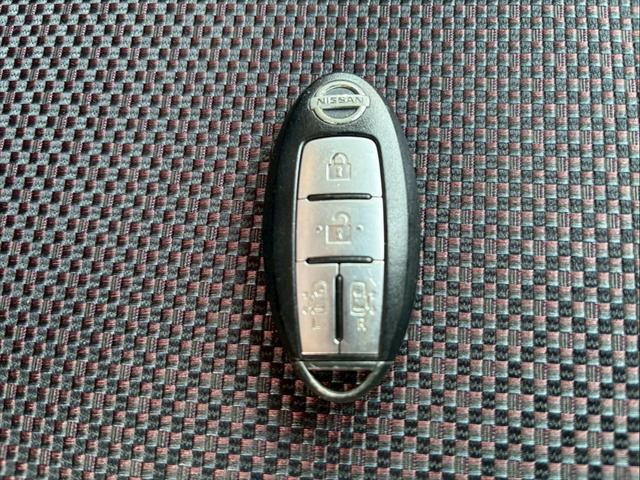 セレナ ハイウェイスター S-ハイブリッド Vセレクション ETC バックカメラ ナビ TV オートクルーズコントロール 両側電動スライドドア HID スマートキー アイドリングストップ 電動格納ミラー 後席モニター 3列シート ウォークスルー CVT(10枚目)