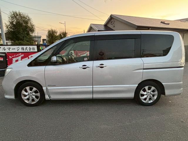 セレナ ハイウェイスター S-ハイブリッド Vセレクション ETC バックカメラ ナビ TV オートクルーズコントロール 両側電動スライドドア HID スマートキー アイドリングストップ 電動格納ミラー 後席モニター 3列シート ウォークスルー CVT(15枚目)