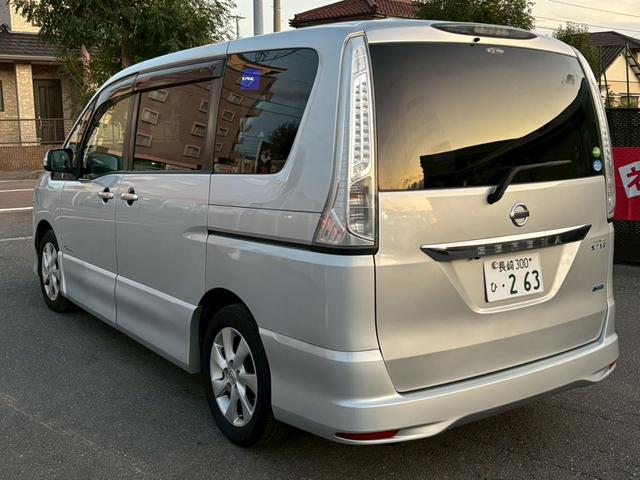 セレナ ハイウェイスター S-ハイブリッド Vセレクション ETC バックカメラ ナビ TV オートクルーズコントロール 両側電動スライドドア HID スマートキー アイドリングストップ 電動格納ミラー 後席モニター 3列シート ウォークスルー CVT(23枚目)