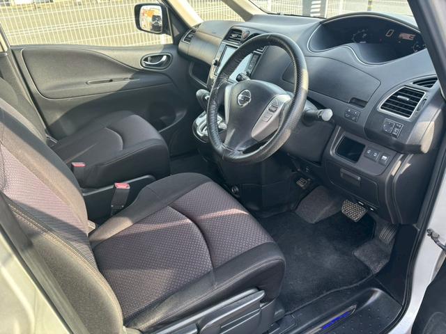 セレナ ハイウェイスター S-ハイブリッド Vセレクション ETC バックカメラ ナビ TV オートクルーズコントロール 両側電動スライドドア HID スマートキー アイドリングストップ 電動格納ミラー 後席モニター 3列シート ウォークスルー CVT(31枚目)