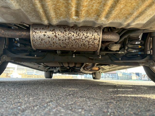 セレナ ハイウェイスター S-ハイブリッド Vセレクション ETC バックカメラ ナビ TV オートクルーズコントロール 両側電動スライドドア HID スマートキー アイドリングストップ 電動格納ミラー 後席モニター 3列シート ウォークスルー CVT(38枚目)