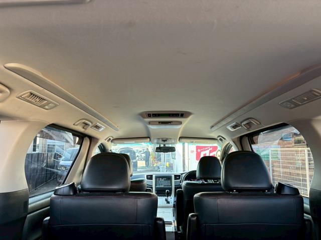 ヴェルファイア ２．４Ｚ　ゴールデンアイズ　ＥＴＣ　バックカメラ　ナビ　ＴＶ　クリアランスソナー　オートクルーズコントロール　両側電動スライドドア　オートライト　ＨＩＤ　電動リアゲート　スマートキー　電動格納ミラー　後席モニター　３列シート（34枚目）