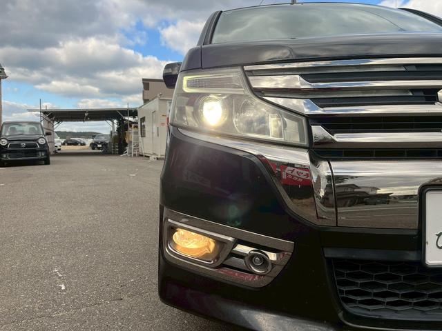 ステップワゴンスパーダ Ｚ　クールスピリット　ＥＴＣ　バックカメラ　ナビ　ＴＶ　オートクルーズコントロール　両側電動スライドドア　オートライト　ＨＩＤ　スマートキー　アイドリングストップ　電動格納ミラー　後席モニター　３列シート　ＣＶＴ（27枚目）