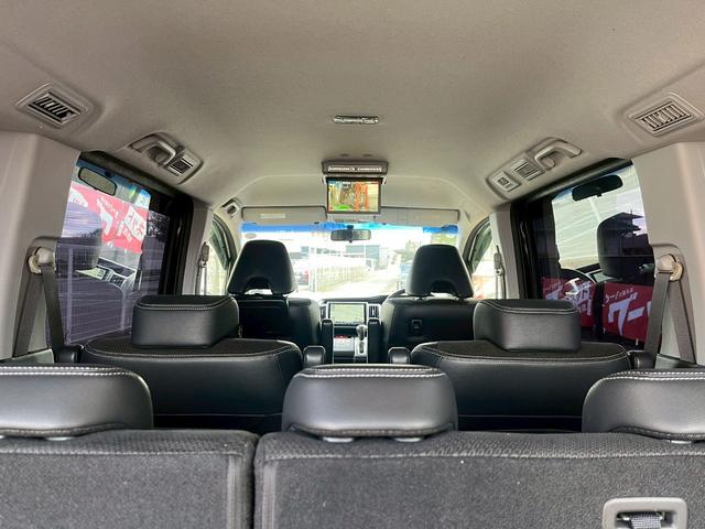 ステップワゴンスパーダ Ｚ　クールスピリット　ＥＴＣ　バックカメラ　ナビ　ＴＶ　オートクルーズコントロール　両側電動スライドドア　オートライト　ＨＩＤ　スマートキー　アイドリングストップ　電動格納ミラー　後席モニター　３列シート　ＣＶＴ（34枚目）