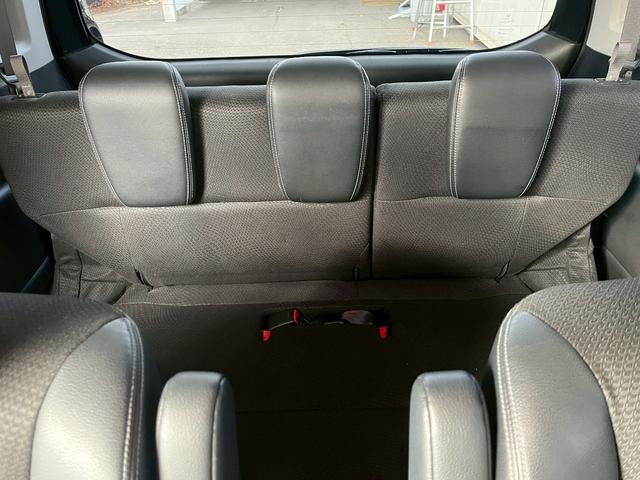 ステップワゴンスパーダ Ｚ　クールスピリット　ＥＴＣ　バックカメラ　ナビ　ＴＶ　オートクルーズコントロール　両側電動スライドドア　オートライト　ＨＩＤ　スマートキー　アイドリングストップ　電動格納ミラー　後席モニター　３列シート　ＣＶＴ（37枚目）