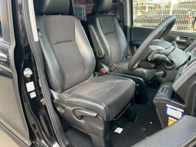 ステップワゴンスパーダ Ｚ　クールスピリット　ＥＴＣ　バックカメラ　ナビ　ＴＶ　オートクルーズコントロール　両側電動スライドドア　オートライト　ＨＩＤ　スマートキー　アイドリングストップ　電動格納ミラー　後席モニター　３列シート　ＣＶＴ（41枚目）