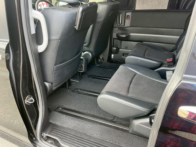 ステップワゴンスパーダ Ｚ　クールスピリット　ＥＴＣ　バックカメラ　ナビ　ＴＶ　オートクルーズコントロール　両側電動スライドドア　オートライト　ＨＩＤ　スマートキー　アイドリングストップ　電動格納ミラー　後席モニター　３列シート　ＣＶＴ（48枚目）