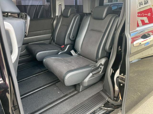 ステップワゴンスパーダ Ｚ　クールスピリット　ＥＴＣ　バックカメラ　ナビ　ＴＶ　オートクルーズコントロール　両側電動スライドドア　オートライト　ＨＩＤ　スマートキー　アイドリングストップ　電動格納ミラー　後席モニター　３列シート　ＣＶＴ（51枚目）