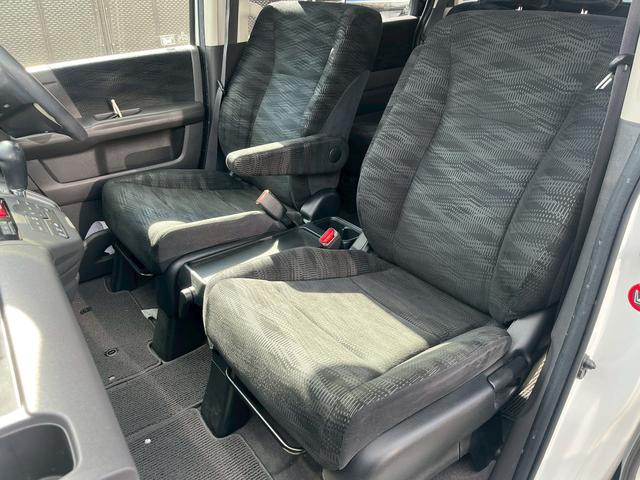 ステップワゴン G Eセレクション ドライブレコーダー ETC バックカメラ ナビ TV 両側電動スライドドア オートライト スマートキー アイドリングストップ 電動格納ミラー 3列シート CVT CD DVD再生 USB(26枚目)