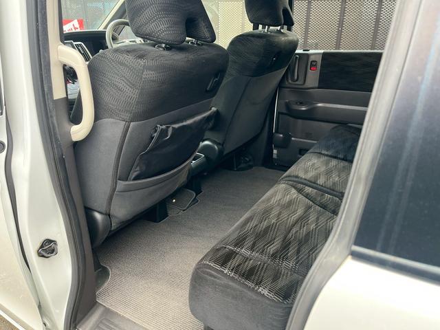 ステップワゴン G Eセレクション ドライブレコーダー ETC バックカメラ ナビ TV 両側電動スライドドア オートライト スマートキー アイドリングストップ 電動格納ミラー 3列シート CVT CD DVD再生 USB(34枚目)