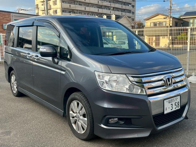 ステップワゴンスパーダ Ｚ　ＨＤＤナビエディション　４ＷＤ　ドライブレコーダー　ＥＴＣ　バックカメラ　ＴＶ　両側電動スライドドア　オートライト　ＨＩＤ　スマートキー　　後席モニター　３列シート　ＡＴ　アルミホイール　ＤＶＤ再生　ＵＳＢ（13枚目）