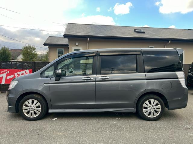 ステップワゴンスパーダ Ｚ　ＨＤＤナビエディション　４ＷＤ　ドライブレコーダー　ＥＴＣ　バックカメラ　ＴＶ　両側電動スライドドア　オートライト　ＨＩＤ　スマートキー　　後席モニター　３列シート　ＡＴ　アルミホイール　ＤＶＤ再生　ＵＳＢ（21枚目）