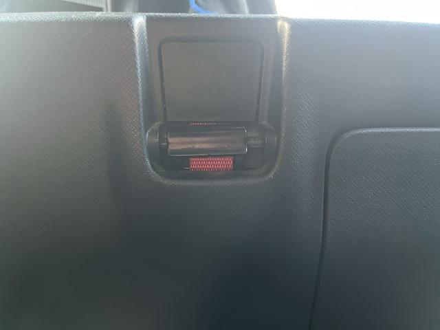 ステップワゴンスパーダ Ｚ　ＨＤＤナビエディション　４ＷＤ　ドライブレコーダー　ＥＴＣ　バックカメラ　ＴＶ　両側電動スライドドア　オートライト　ＨＩＤ　スマートキー　　後席モニター　３列シート　ＡＴ　アルミホイール　ＤＶＤ再生　ＵＳＢ（28枚目）