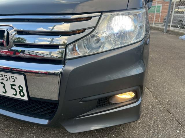 ステップワゴンスパーダ Ｚ　ＨＤＤナビエディション　４ＷＤ　ドライブレコーダー　ＥＴＣ　バックカメラ　ＴＶ　両側電動スライドドア　オートライト　ＨＩＤ　スマートキー　　後席モニター　３列シート　ＡＴ　アルミホイール　ＤＶＤ再生　ＵＳＢ（32枚目）