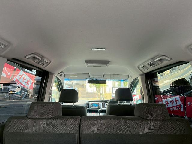 ステップワゴンスパーダ Ｚ　ＨＤＤナビエディション　４ＷＤ　ドライブレコーダー　ＥＴＣ　バックカメラ　ＴＶ　両側電動スライドドア　オートライト　ＨＩＤ　スマートキー　　後席モニター　３列シート　ＡＴ　アルミホイール　ＤＶＤ再生　ＵＳＢ（34枚目）