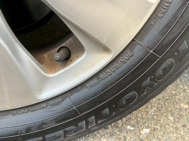 ステップワゴンスパーダ Ｚ　ＨＤＤナビエディション　４ＷＤ　ドライブレコーダー　ＥＴＣ　バックカメラ　ＴＶ　両側電動スライドドア　オートライト　ＨＩＤ　スマートキー　　後席モニター　３列シート　ＡＴ　アルミホイール　ＤＶＤ再生　ＵＳＢ（49枚目）