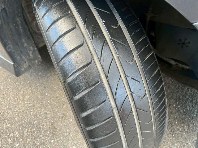 ステップワゴンスパーダ Ｚ　ＨＤＤナビエディション　４ＷＤ　ドライブレコーダー　ＥＴＣ　バックカメラ　ＴＶ　両側電動スライドドア　オートライト　ＨＩＤ　スマートキー　　後席モニター　３列シート　ＡＴ　アルミホイール　ＤＶＤ再生　ＵＳＢ（50枚目）