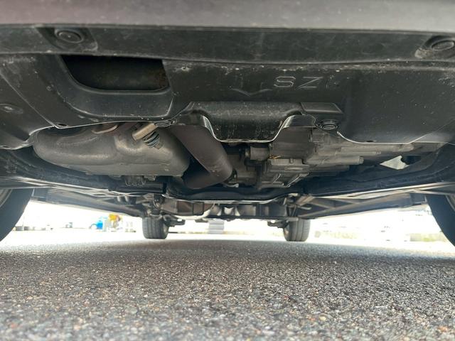 ステップワゴンスパーダ Ｚ　ＨＤＤナビエディション　４ＷＤ　ドライブレコーダー　ＥＴＣ　バックカメラ　ＴＶ　両側電動スライドドア　オートライト　ＨＩＤ　スマートキー　　後席モニター　３列シート　ＡＴ　アルミホイール　ＤＶＤ再生　ＵＳＢ（51枚目）