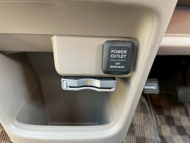 N-ONE ツアラー ドライブレコーダー ETC ナビ TV スマートキー アイドリングストップ 電動格納ミラー ベンチシート CVT 盗難防止システム ABS ESC CD DVD再生 USB 衝突安全ボディ エアコン(6枚目)