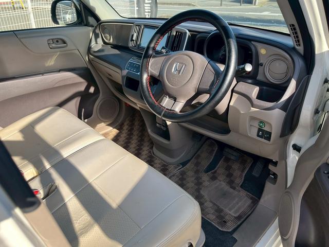 N-ONE ツアラー ドライブレコーダー ETC ナビ TV スマートキー アイドリングストップ 電動格納ミラー ベンチシート CVT 盗難防止システム ABS ESC CD DVD再生 USB 衝突安全ボディ エアコン(30枚目)