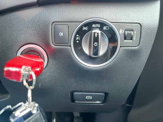 Ｂクラス Ｂ１８０　ＥＴＣ　バックカメラ　オートクルーズコントロール　アルミホイール　オートライト　キーレスエントリー　電動格納ミラー　ＡＴ　盗難防止システム　ＡＢＳ　ＵＳＢ　Ｂｌｕｅｔｏｏｔｈ　エアコン（8枚目）