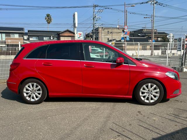 Ｂクラス Ｂ１８０　ＥＴＣ　バックカメラ　オートクルーズコントロール　アルミホイール　オートライト　キーレスエントリー　電動格納ミラー　ＡＴ　盗難防止システム　ＡＢＳ　ＵＳＢ　Ｂｌｕｅｔｏｏｔｈ　エアコン（14枚目）