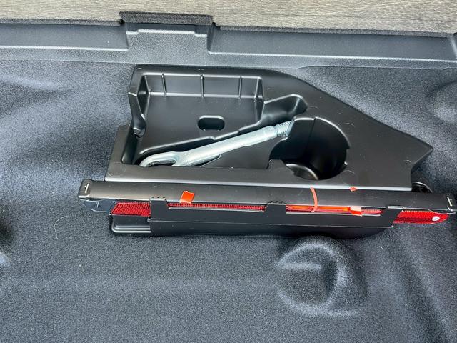 Ｂクラス Ｂ１８０　ＥＴＣ　バックカメラ　オートクルーズコントロール　アルミホイール　オートライト　キーレスエントリー　電動格納ミラー　ＡＴ　盗難防止システム　ＡＢＳ　ＵＳＢ　Ｂｌｕｅｔｏｏｔｈ　エアコン（55枚目）