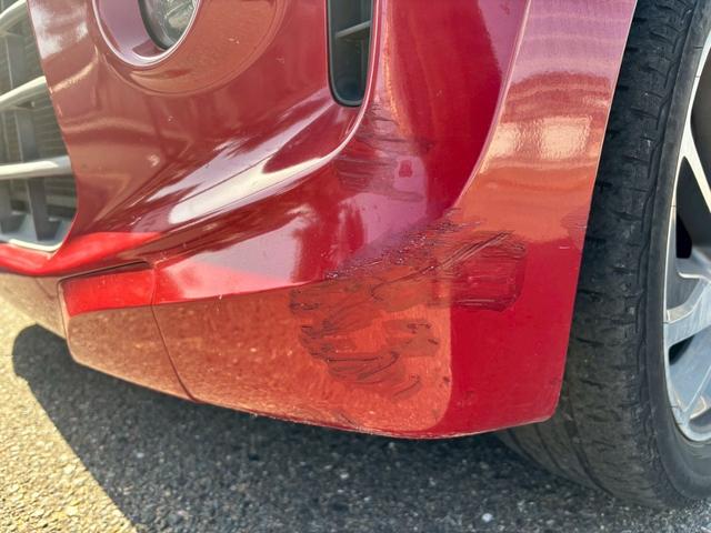 スペーシアカスタム ＴＳ　ＥＴＣ　バックカメラ　両側電動スライドドア　ナビ　ＴＶ　衝突被害軽減システム　オートライト　ＨＩＤ　スマートキー　アイドリングストップ　電動格納ミラー　ベンチシート　ＣＶＴ　盗難防止システム　ＡＢＳ（32枚目）