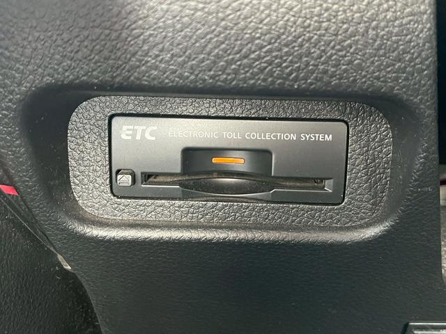 エクストレイル ２０Ｘｔ　４ＷＤ　ＥＴＣ　バックカメラ　オートクルーズコントロール　ナビ　ＴＶ　オートライト　スマートキー　電動格納ミラー　シートヒーター　ＣＶＴ　衝突安全ボディ　ＣＤ　ＤＶＤ再生　ＡＢＳ　ＥＳＣ　エアコン（7枚目）