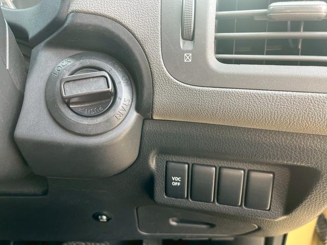 エクストレイル ２０Ｘｔ　４ＷＤ　ＥＴＣ　バックカメラ　オートクルーズコントロール　ナビ　ＴＶ　オートライト　スマートキー　電動格納ミラー　シートヒーター　ＣＶＴ　衝突安全ボディ　ＣＤ　ＤＶＤ再生　ＡＢＳ　ＥＳＣ　エアコン（10枚目）