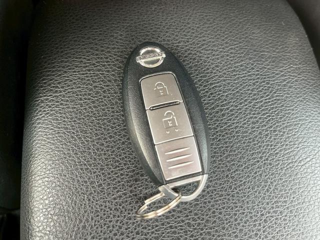 エクストレイル ２０Ｘｔ　４ＷＤ　ＥＴＣ　バックカメラ　オートクルーズコントロール　ナビ　ＴＶ　オートライト　スマートキー　電動格納ミラー　シートヒーター　ＣＶＴ　衝突安全ボディ　ＣＤ　ＤＶＤ再生　ＡＢＳ　ＥＳＣ　エアコン（28枚目）