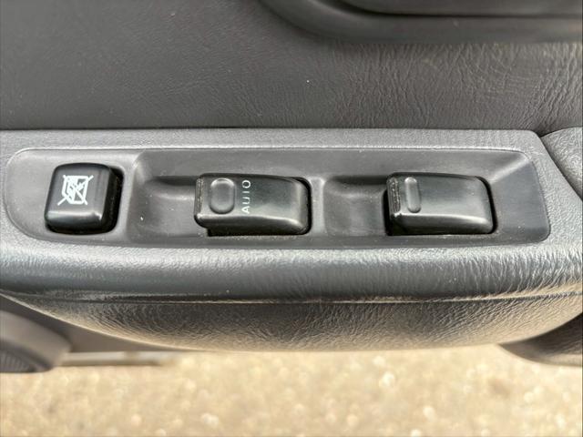 サンバーバン 　ＡＴ　　キーレスエントリー　エアコン　パワーウィンドウ（7枚目）