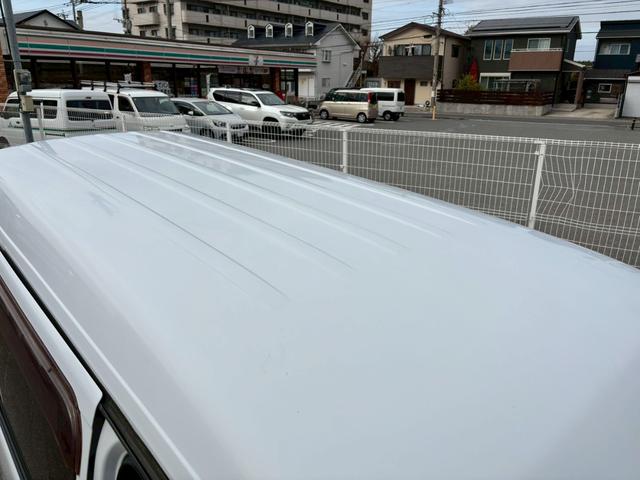 サンバーバン 　ＡＴ　　キーレスエントリー　エアコン　パワーウィンドウ（25枚目）