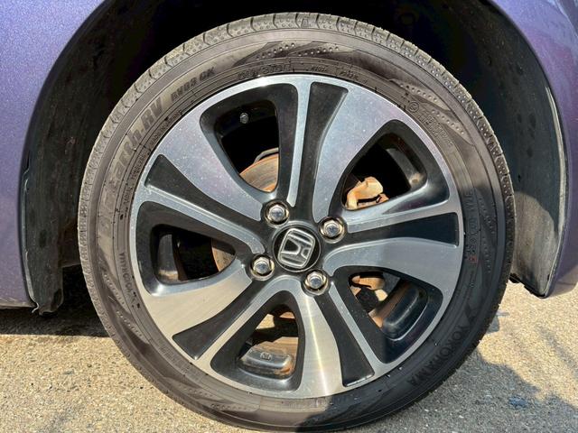 Ｎ－ＯＮＥ プレミアム　ツアラー・Ｌパッケージ　ＥＴＣ　バックカメラ　ナビ　ＴＶ　オートクルーズコントロール　オートライト　ＨＩＤ　スマートキー　電動格納ミラー　ベンチシート　ＣＶＴ　盗難防止システム　ＡＢＳ　ＥＳＣ　ＣＤ　ＤＶＤ再生　ＵＳＢ（20枚目）