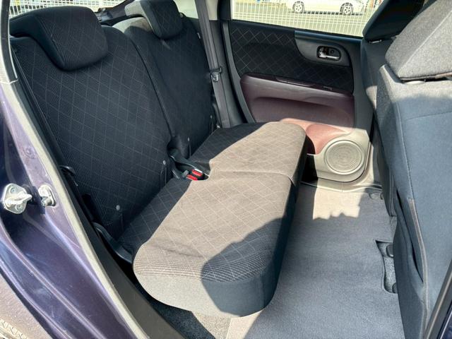 Ｎ－ＯＮＥ プレミアム　ツアラー・Ｌパッケージ　ＥＴＣ　バックカメラ　ナビ　ＴＶ　オートクルーズコントロール　オートライト　ＨＩＤ　スマートキー　電動格納ミラー　ベンチシート　ＣＶＴ　盗難防止システム　ＡＢＳ　ＥＳＣ　ＣＤ　ＤＶＤ再生　ＵＳＢ（26枚目）