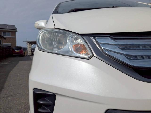 フリードハイブリッド ジャストセレクション＋　ＥＴＣ　バックカメラ　ナビ　ＴＶ　オートクルーズコントロール　両側電動スライドドア　オートライト　ＨＩＤ　スマートキー　電動格納ミラー　３列シート　ウォークスルー　ＣＶＴ　ＣＤ　ＤＶＤ再生　ＵＳＢ（34枚目）