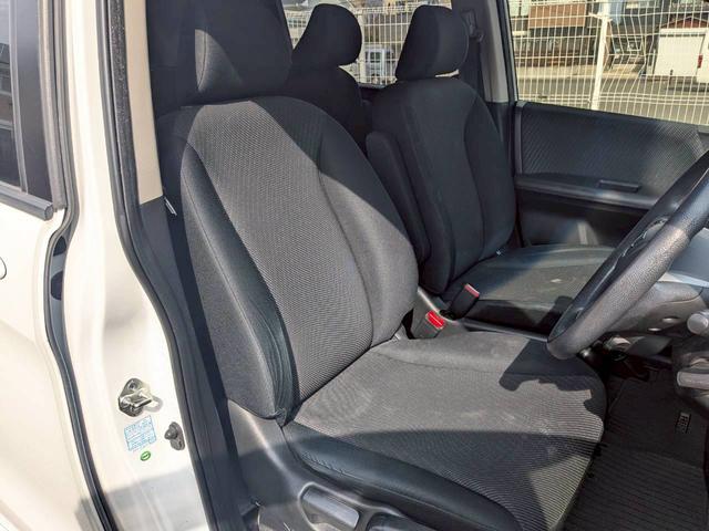 フリードハイブリッド ジャストセレクション＋　ＥＴＣ　バックカメラ　ナビ　ＴＶ　オートクルーズコントロール　両側電動スライドドア　オートライト　ＨＩＤ　スマートキー　電動格納ミラー　３列シート　ウォークスルー　ＣＶＴ　ＣＤ　ＤＶＤ再生　ＵＳＢ（38枚目）