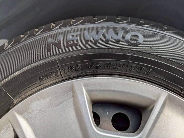 フリードハイブリッド ジャストセレクション＋　ＥＴＣ　バックカメラ　ナビ　ＴＶ　オートクルーズコントロール　両側電動スライドドア　オートライト　ＨＩＤ　スマートキー　電動格納ミラー　３列シート　ウォークスルー　ＣＶＴ　ＣＤ　ＤＶＤ再生　ＵＳＢ（41枚目）