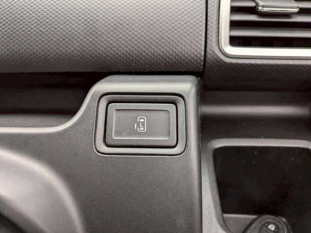 �d���X���C�h�h�A�Ől�̏��~���傫�ȉו��̐ςݍ��݂����N���N�I