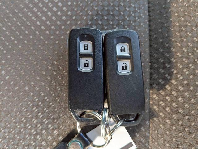 Ｎ－ＷＧＮ Ｇ　ＳＳコンフォートＬパッケージ　ＥＴＣ　バックカメラ　ナビ　ＴＶ　衝突被害軽減システム　オートライト　ＨＩＤ　スマートキー　アイドリングストップ　電動格納ミラー　シートヒーター　ベンチシート　ＣＶＴ　盗難防止システム　ＡＢＳ　ＥＳＣ（12枚目）